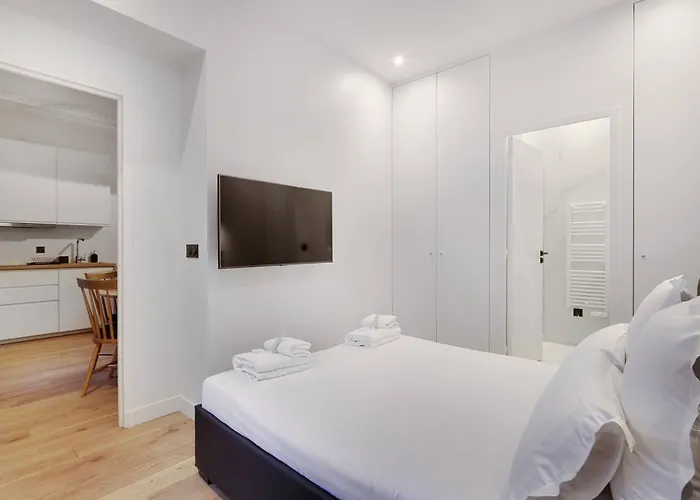 A-c 2bdr-4p Sur Seine * Neuilly-sur-Seine